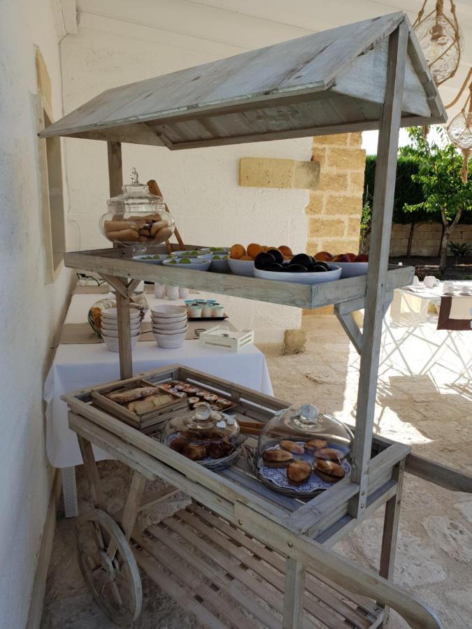 Casa Litara Bed & Breakfast Cutrofiano Bagian luar foto